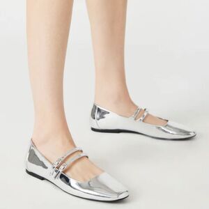 Steve Madden Silver Mary Buckled Jane Shoes(Size 6M)
